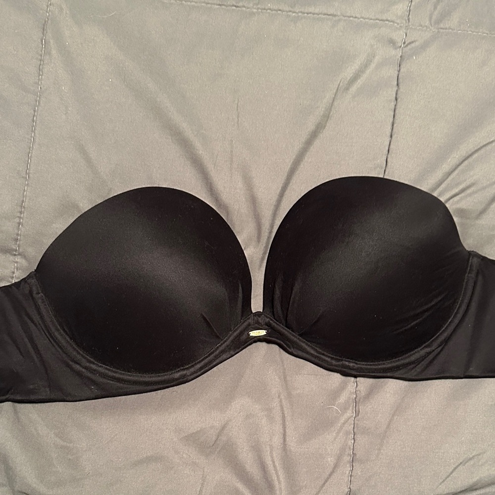 Victoria's Secret Black Strapless Molded Bra with Smooth Cups